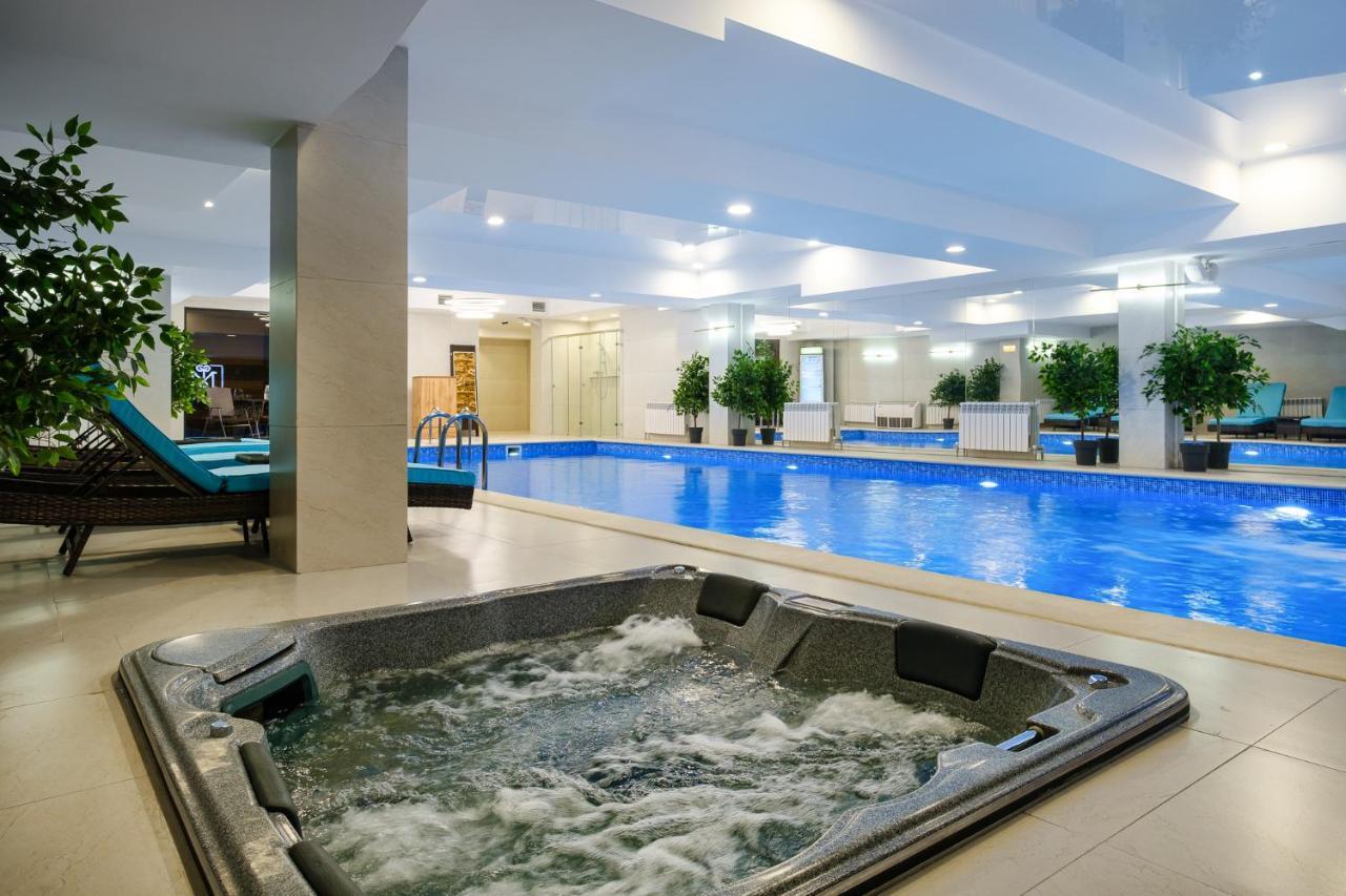 Grand Mildom Hotel Almatı Dış mekan fotoğraf