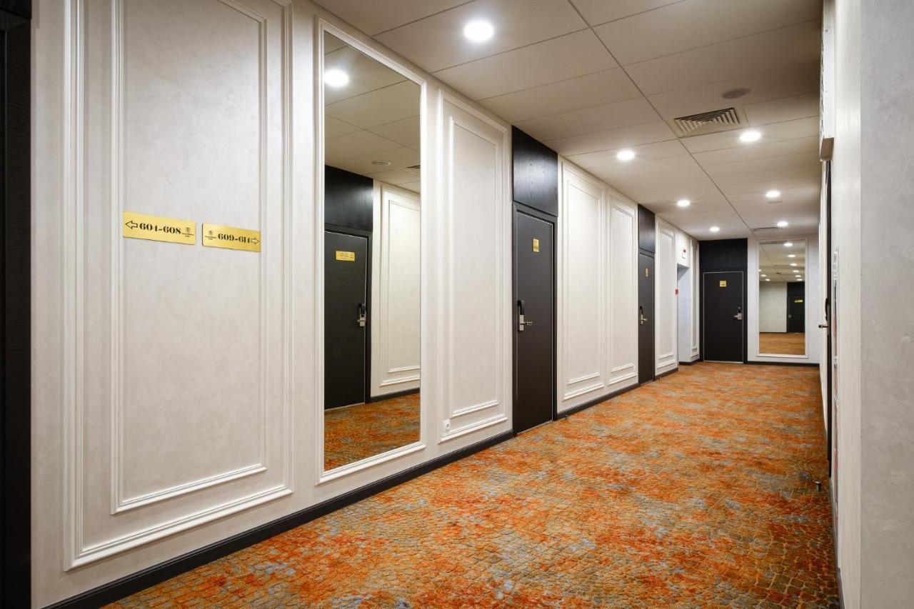 Grand Mildom Hotel Almatı Dış mekan fotoğraf
