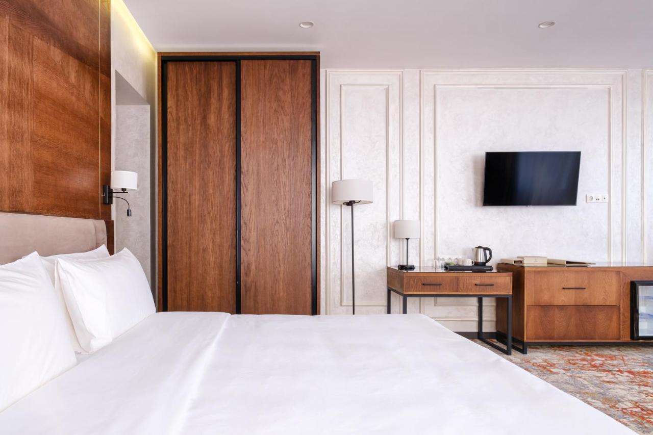 Grand Mildom Hotel Almatı Dış mekan fotoğraf