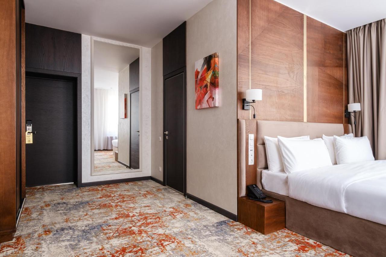 Grand Mildom Hotel Almatı Dış mekan fotoğraf