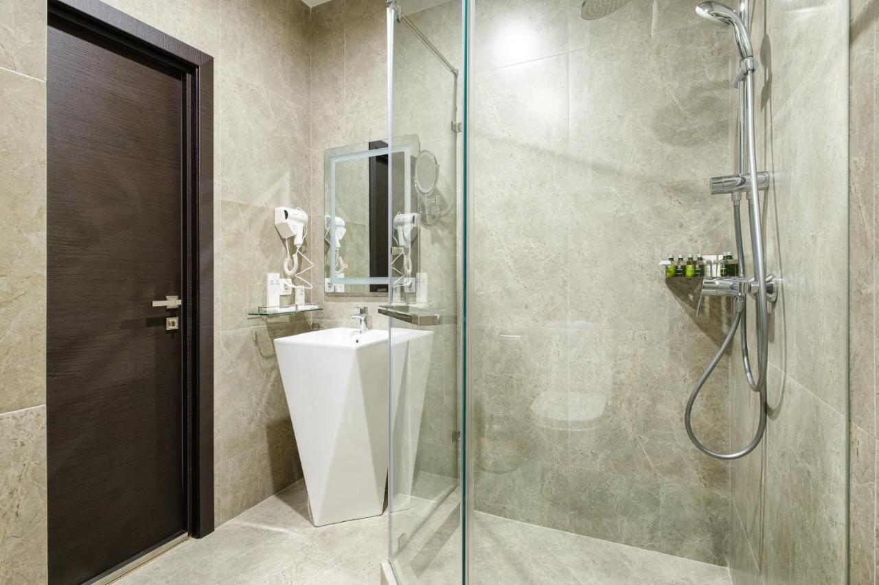 Grand Mildom Hotel Almatı Dış mekan fotoğraf