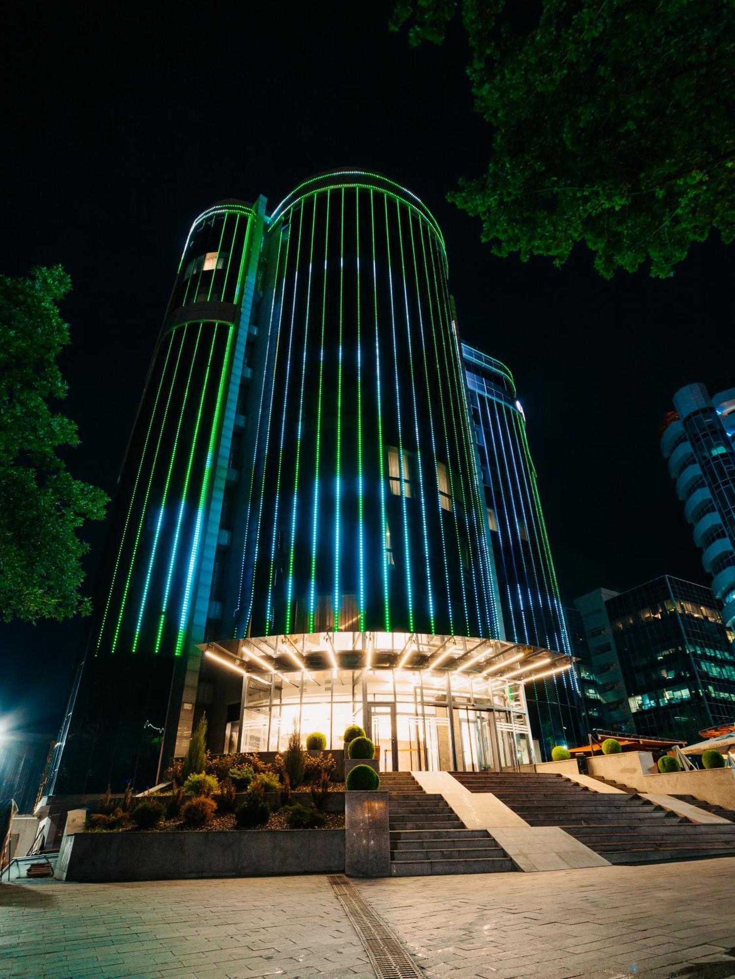 Grand Mildom Hotel Almatı Dış mekan fotoğraf